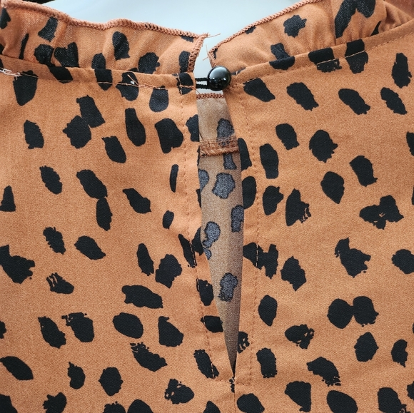 Cheetah Print Blouse, XXL - Picture 4 of 4
